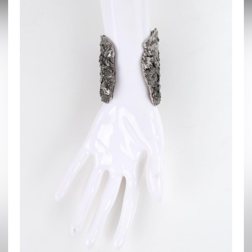 Alexander McQueen Cuff Bracelet - Picture 10 of 15